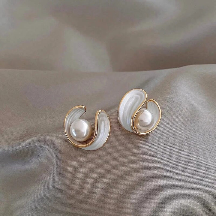SHELL GOLD PEARL EARRINGS