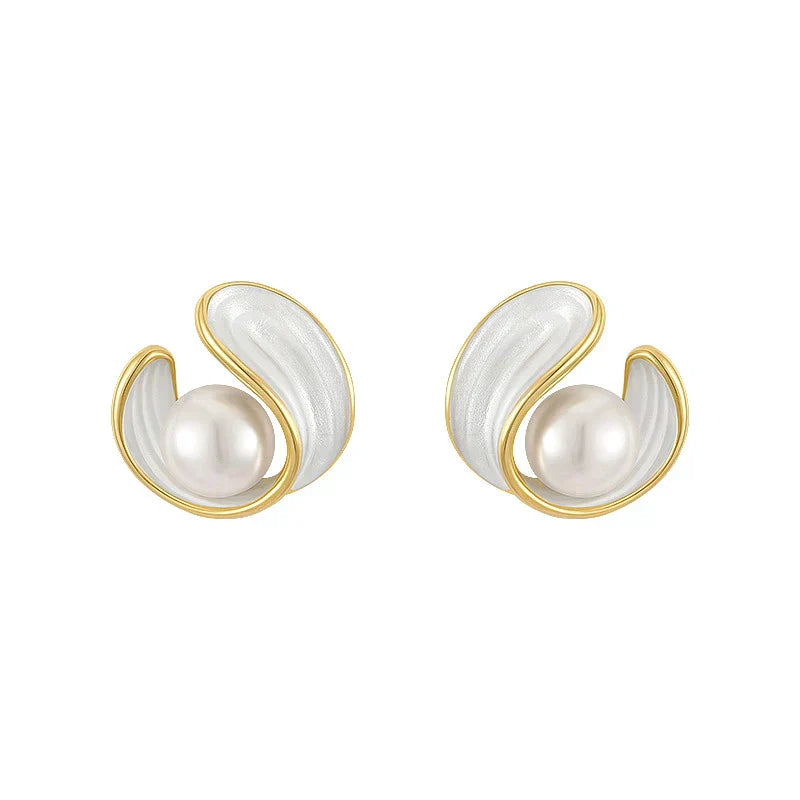 SHELL GOLD PEARL EARRINGS