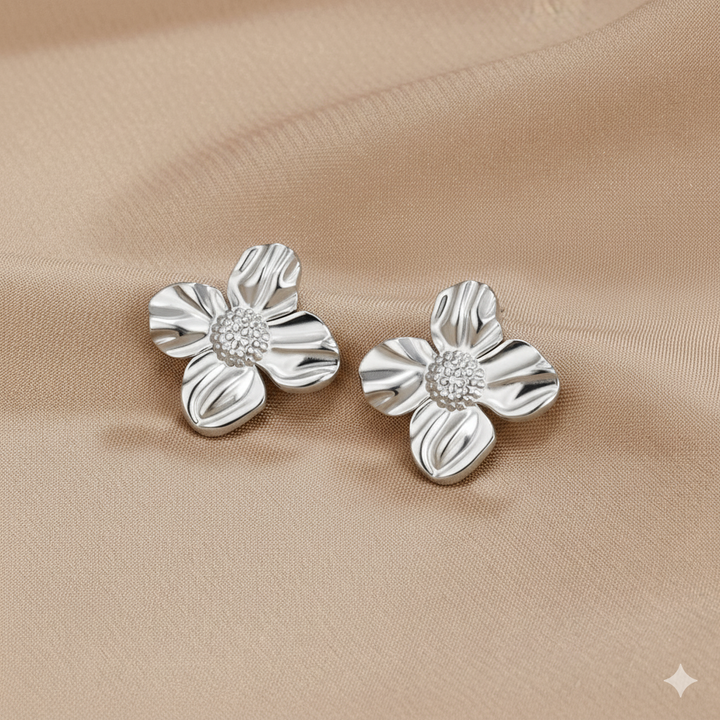 VIX FLOWER EARRINGS | WHITE GOLD