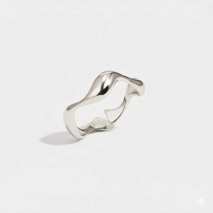 NAOMI WAVE RING | WHITE GOLD