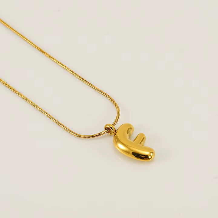 BUBBLE LETTER NECKLACE | GOLD