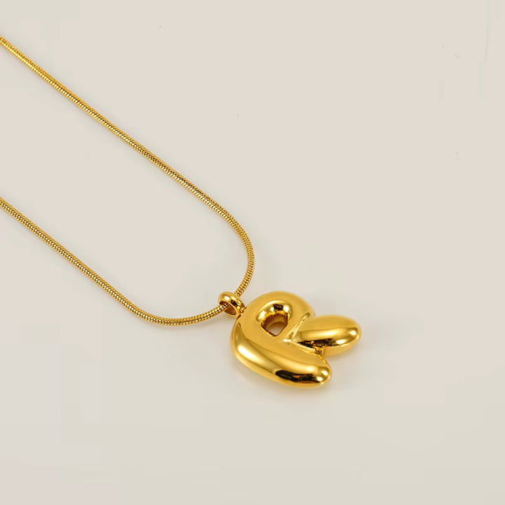 BUBBLE LETTER NECKLACE | GOLD