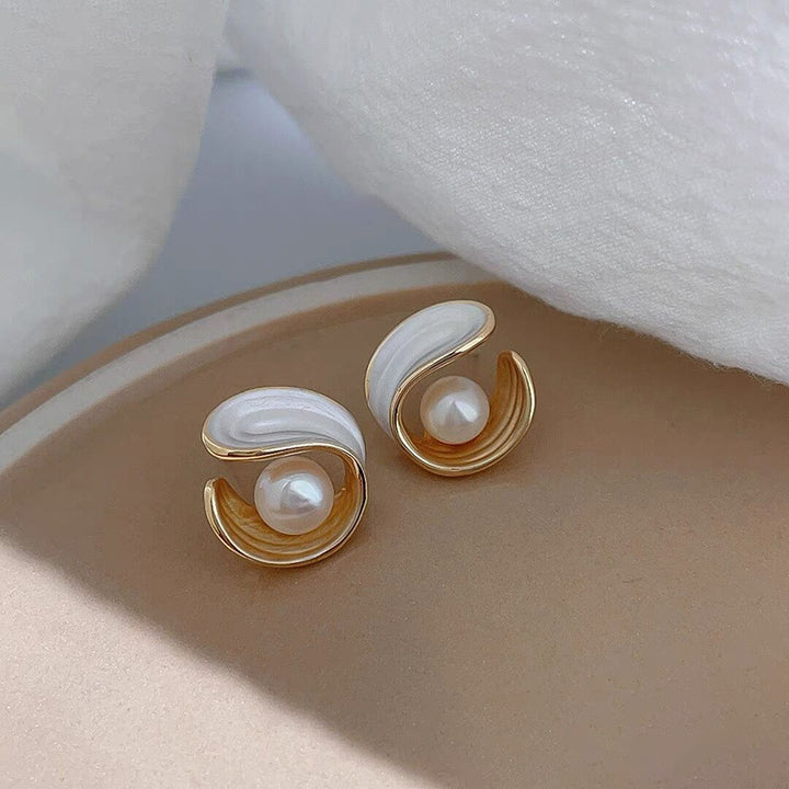 SHELL GOLD PEARL EARRINGS
