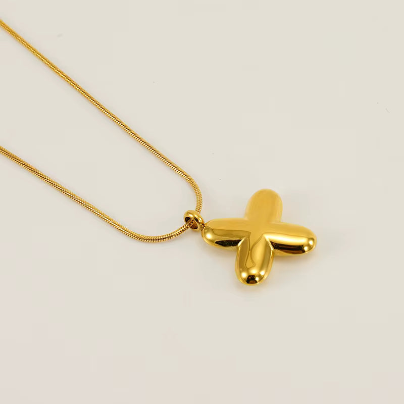 BUBBLE LETTER NECKLACE | GOLD