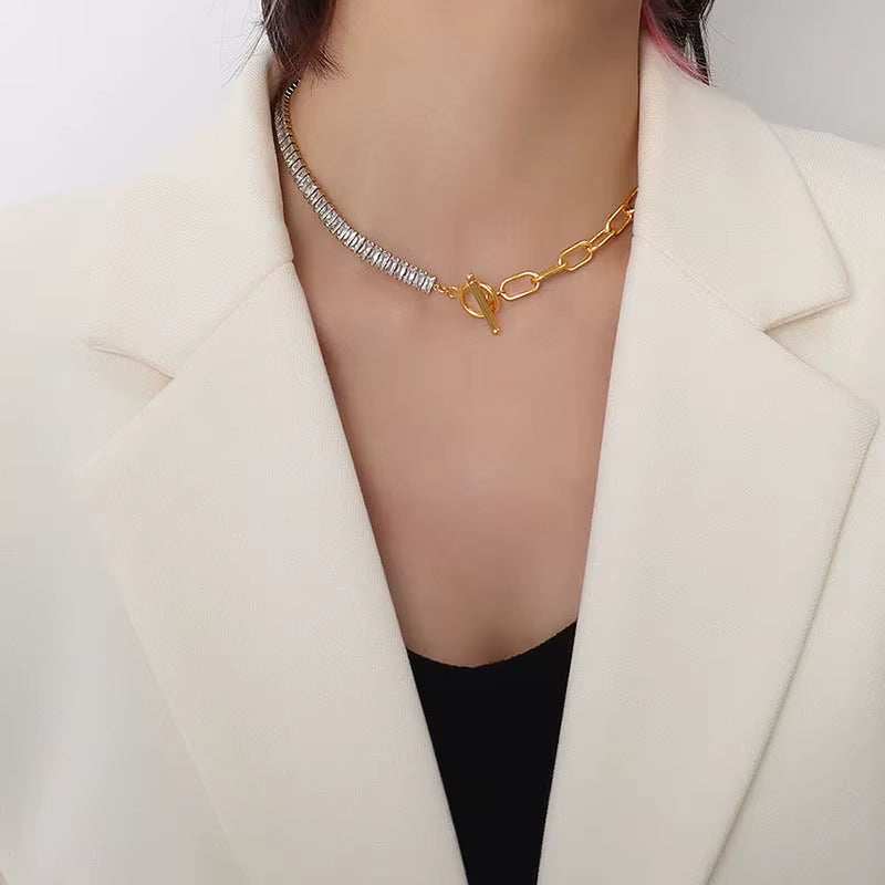 MIA BAGUETTE NECKLACE | WHITE GOLD