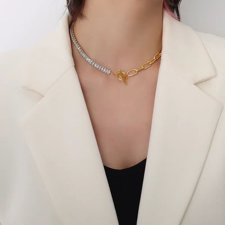 MIA BAGUETTE NECKLACE | WHITE GOLD