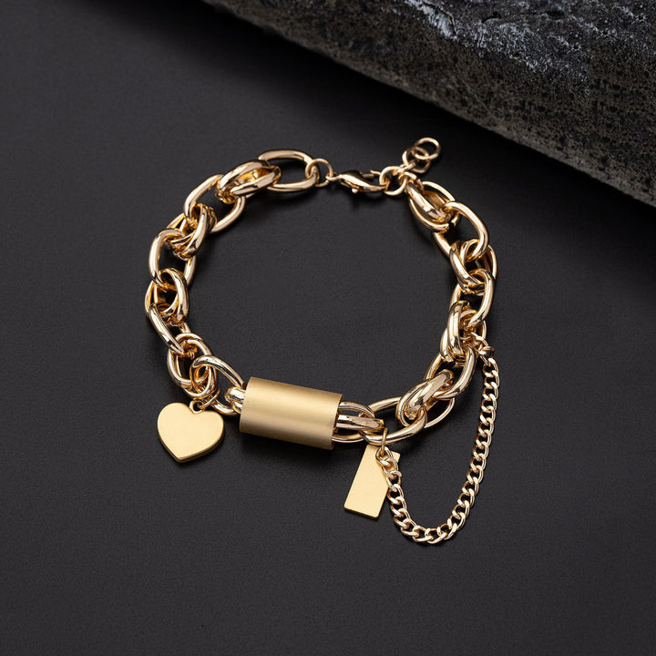 BELLA BRACELET WITH HEART | GOLD
