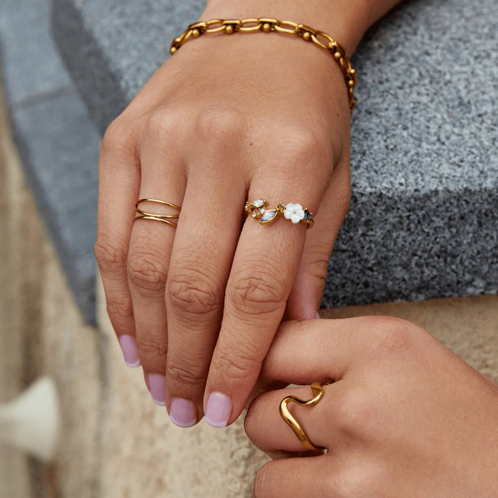 GIGI FLOWER RING | GOLD