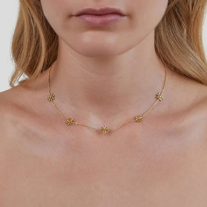 MULTI FLOWER NECKLACE | GOLD