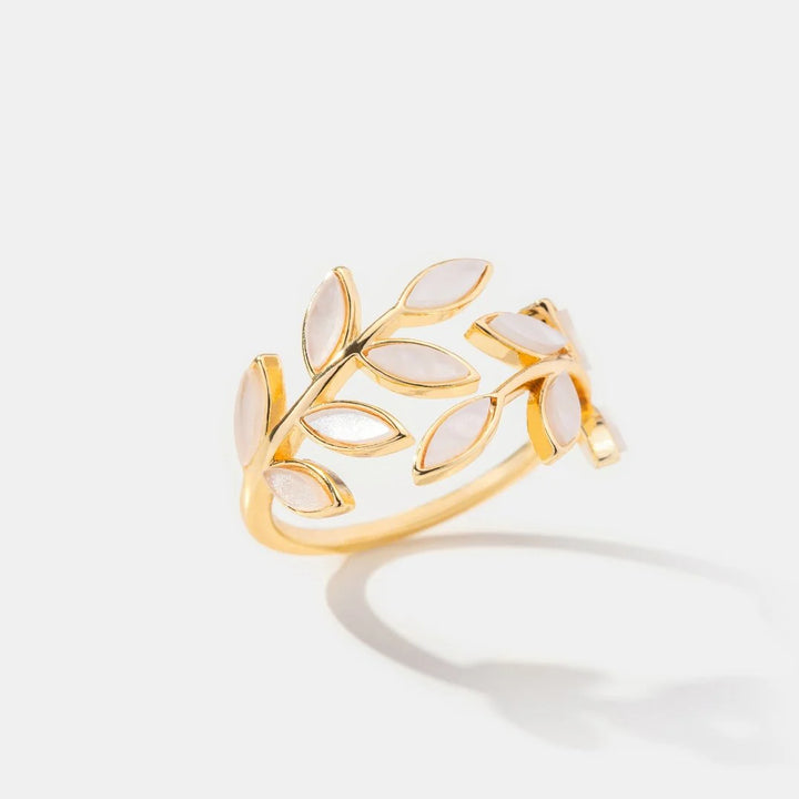 FALLON LEAF RING | WHITE GOLD