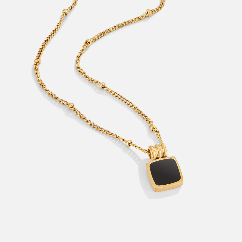 DEBBY WHITE NECKLACE | GOLD