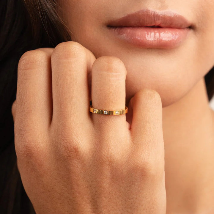 MABEL CRYSTAL RING | GOLD