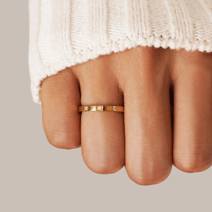 MABEL CRYSTAL RING | GOLD