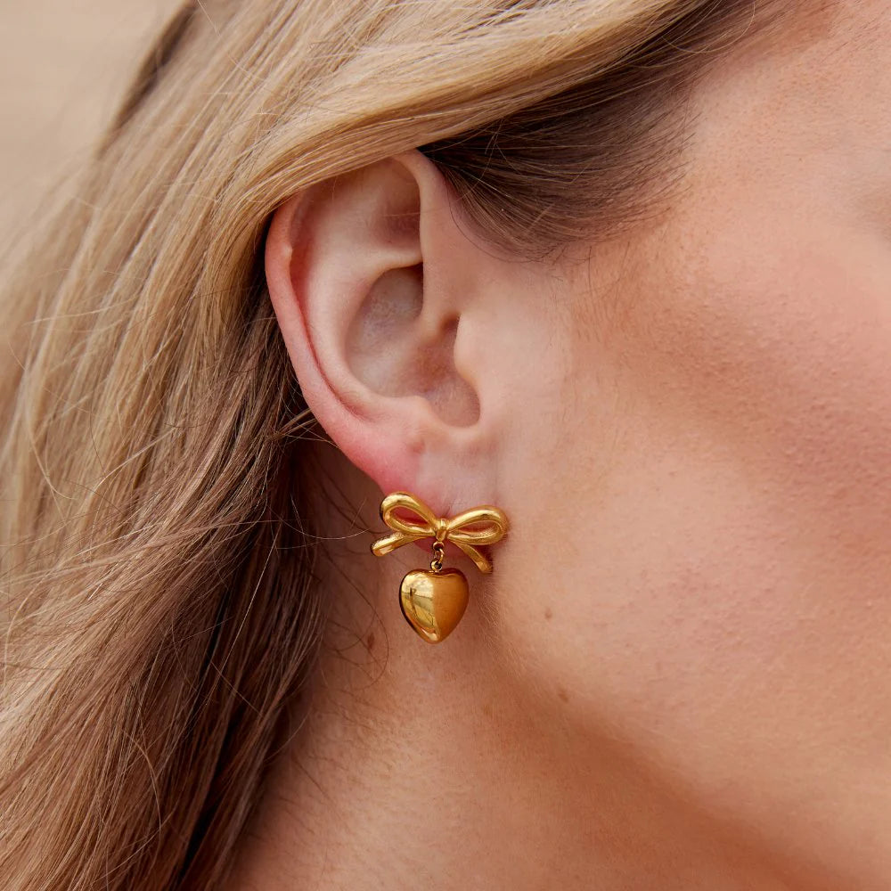 BOW HEART EARRINGS | GOLD