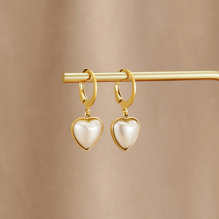 MOLLY HEART EARRINGS | GOLD