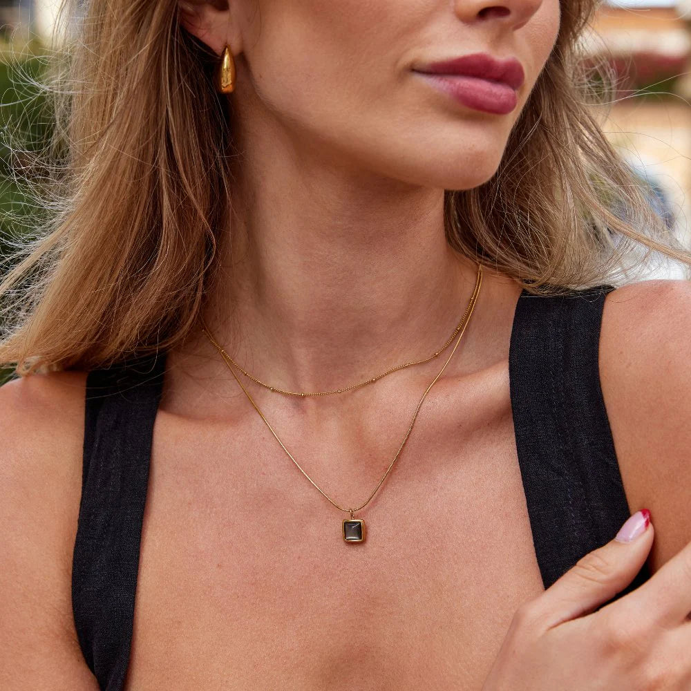 ISA BLACKSTONE NECKLACE | GOLD