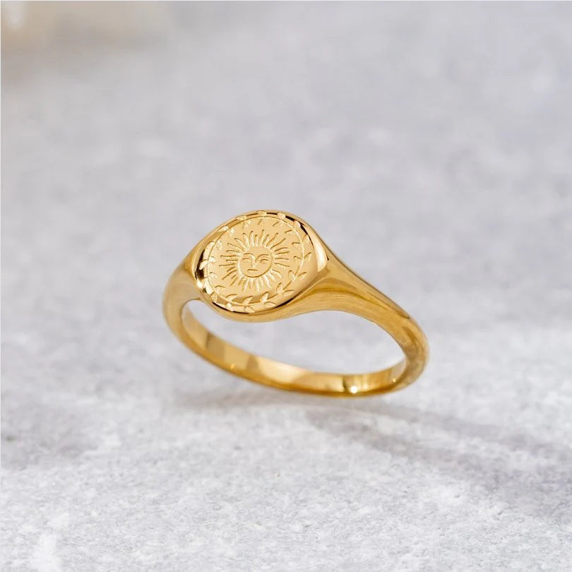 SUNNY FACE RING | GOLD